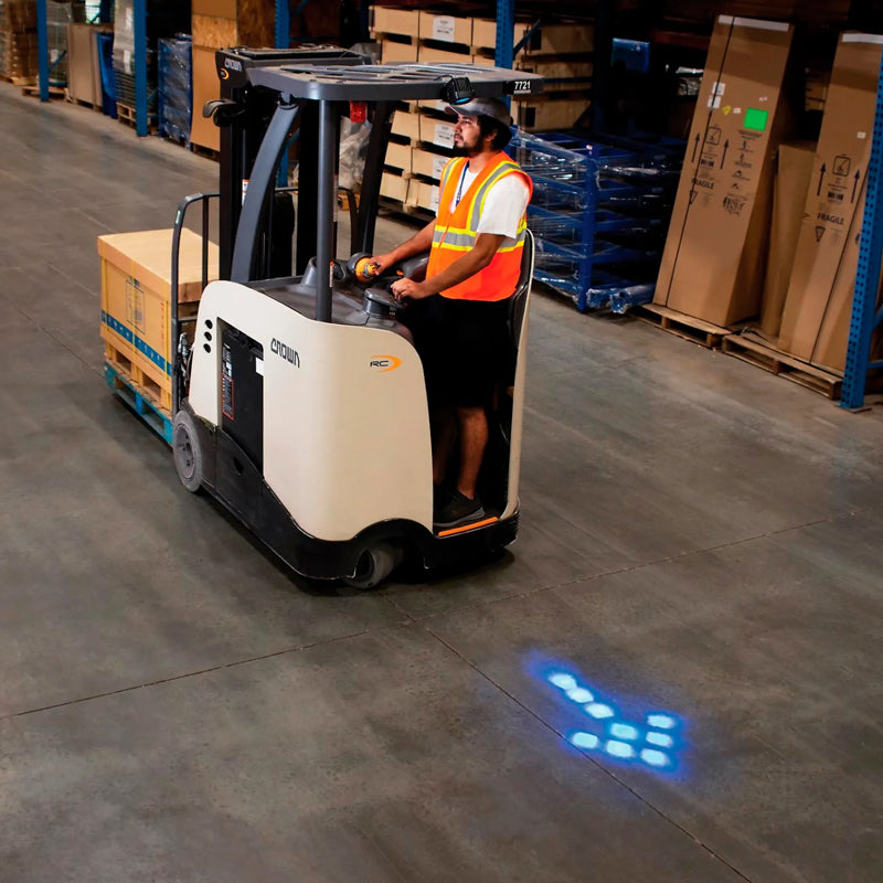 Forklift-mounted LED arrow for direction indication